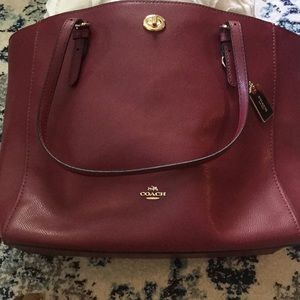 Authentic Coach leather shoulder bag